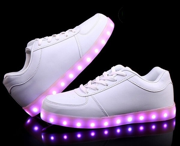 hadiah untuk kanak-kanak kasut LED