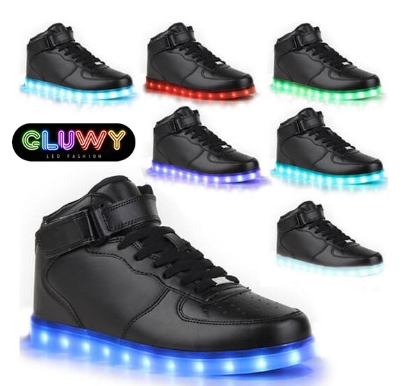 Kasut kasut hitam bersinar LED