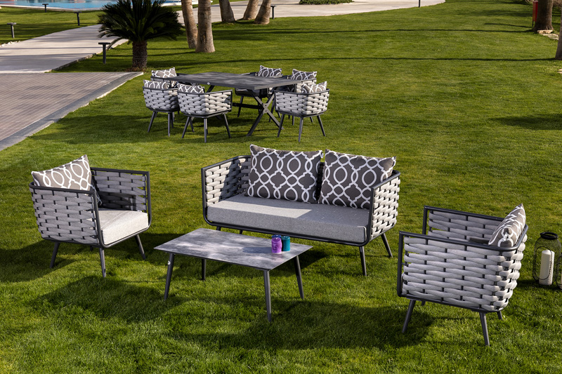 Tempat duduk mewah untuk taman atau teres dengan binaan aluminium berkualiti tinggi dalam warna kelabu yang elegan
